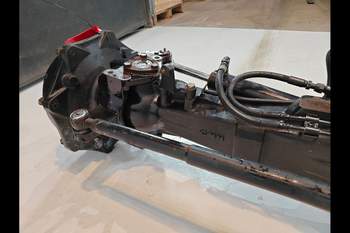 salg af Foraksel New Holland T6.175