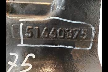 salg af Gearkassehus New Holland T6.175
