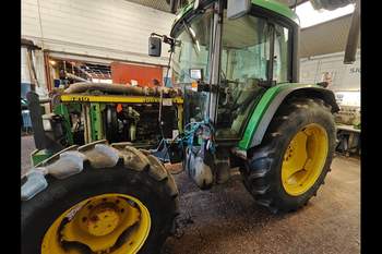 salg af John Deere 6210 traktor