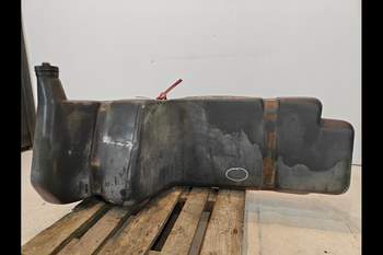salg af John Deere 6210 Fuel tank