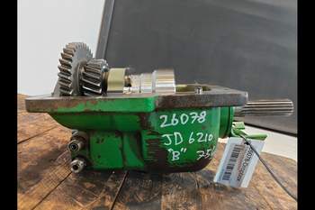 salg af John Deere 6210 Transferbox (4WD)