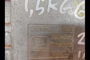 salg af John Deere 6210  ECU