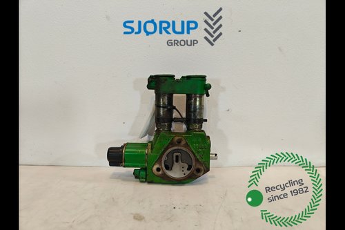 salg af John Deere 6210 Remote control valve