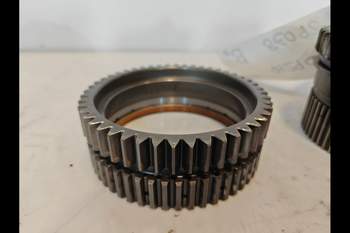 salg af John Deere 6210 Transmission Parts