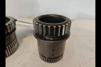 salg af John Deere 6210 Transmission Parts