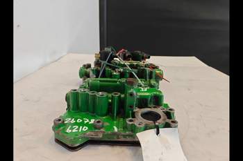 salg af John Deere 6210  Transmission Parts