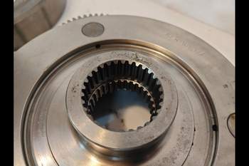 salg af John Deere 6210 Transmission Parts