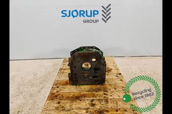 John Deere 6210 Transmission Housing John Deere 6210 Transmission Housing