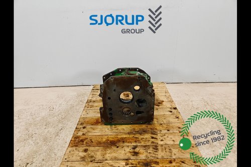 salg af John Deere 6210 Transmission Housing