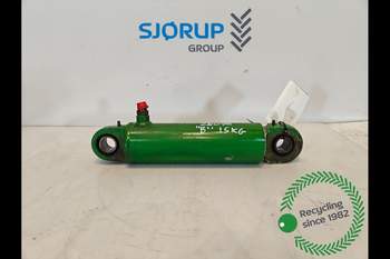 John Deere 6210 RIGHT Lift Cylinder John Deere 6210 RIGHT Lift Cylinder