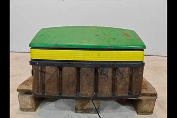 salg af John Deere 6210  Engine Hood