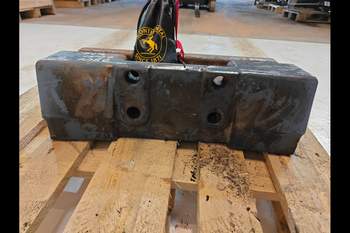 salg af Basisklods New Holland 7840