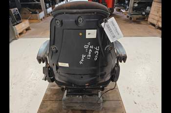 salg af Førersæde New Holland 7840
