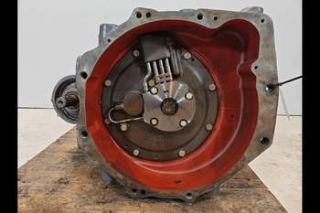 salg af Gearkasse New Holland 7840
