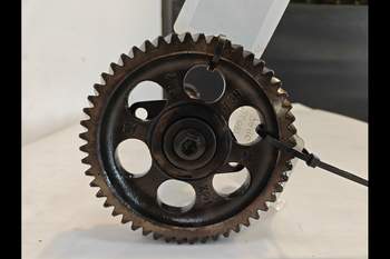 salg af Knastaksel New Holland 7840