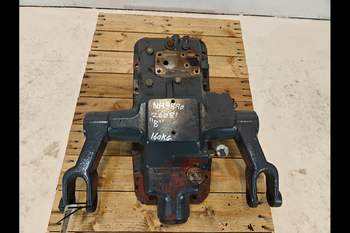 salg af Lift New Holland 7840