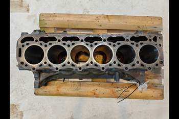 salg af Motorblok New Holland 7840