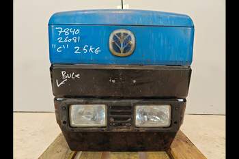 salg af Motorhjelm New Holland 7840  Del