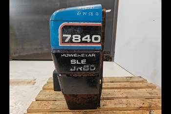 salg af Motorhjelm New Holland 7840  Del