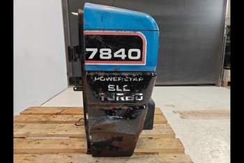salg af Motorhjelm New Holland 7840  Del