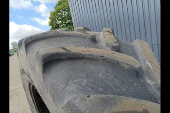salg af Case CVX 1195 RIGHT Tire