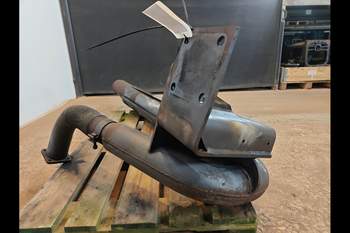 salg af Case CVX 1195 Exhaust System