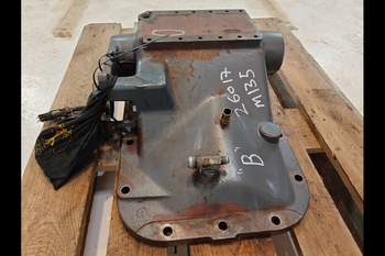 salg af Lift New Holland 8560