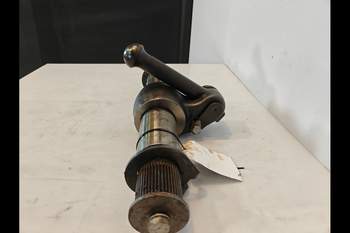 salg af Liftaksel New Holland 8560