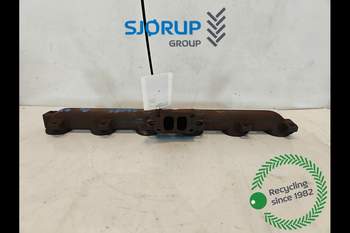 Manifold New Holland 8560 Udstødning