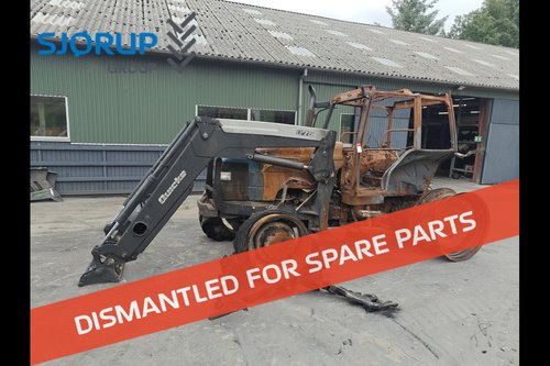 salg af New Holland 8560 traktor