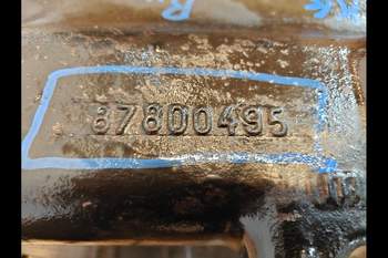 salg af Bundkar New Holland 8340