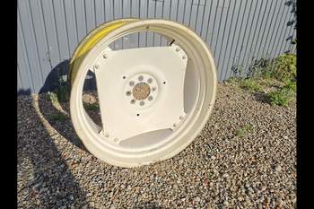 salg af Fælg New Holland 8340 Bag Højre