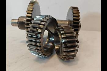 salg af Gearkasse New Holland 8340 Del