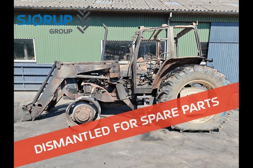 salg af New Holland 8340 traktor