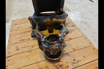 salg af Kongestol New Holland B115D