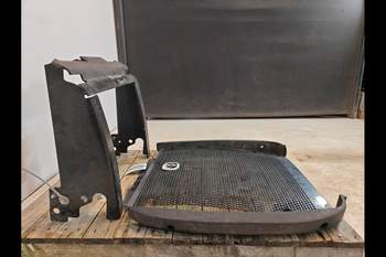 salg af Motorhjelm New Holland B115D