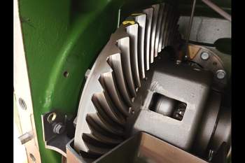 salg af John Deere 8320R Rear Transmission