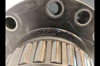 salg af John Deere 8320R Front axle differential