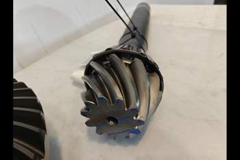 salg af John Deere 8320R Front axle differential