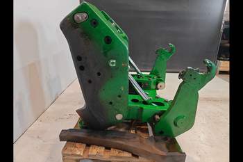 salg af John Deere 8320R Frontlift