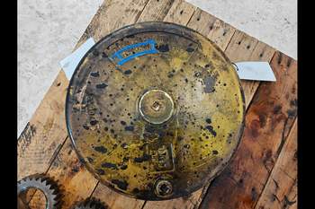 salg af John Deere 8320R RIGHT Front axle final drive