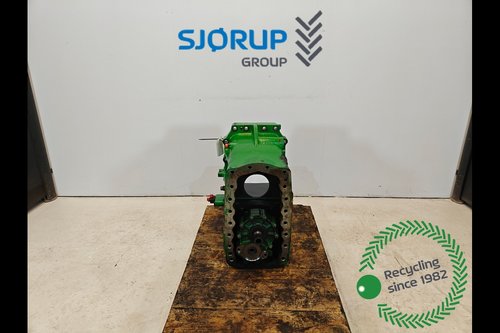 salg af John Deere 8320R Transmission