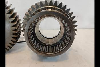 salg af John Deere 8320R Transmission Parts