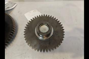 salg af John Deere 8320R Transmission Parts