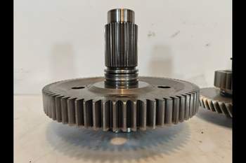 salg af John Deere 8320R Transmission Parts