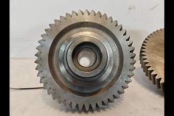 salg af John Deere 8320R Transmission Parts
