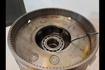 salg af John Deere 8320R Transmission Parts