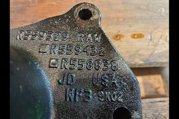 salg af John Deere 8320R Transmission Housing
