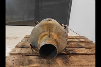 salg af John Deere 8320R Exhaust system catalyst