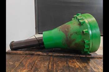 salg af John Deere 8320R RIGHT Rear Half Axle